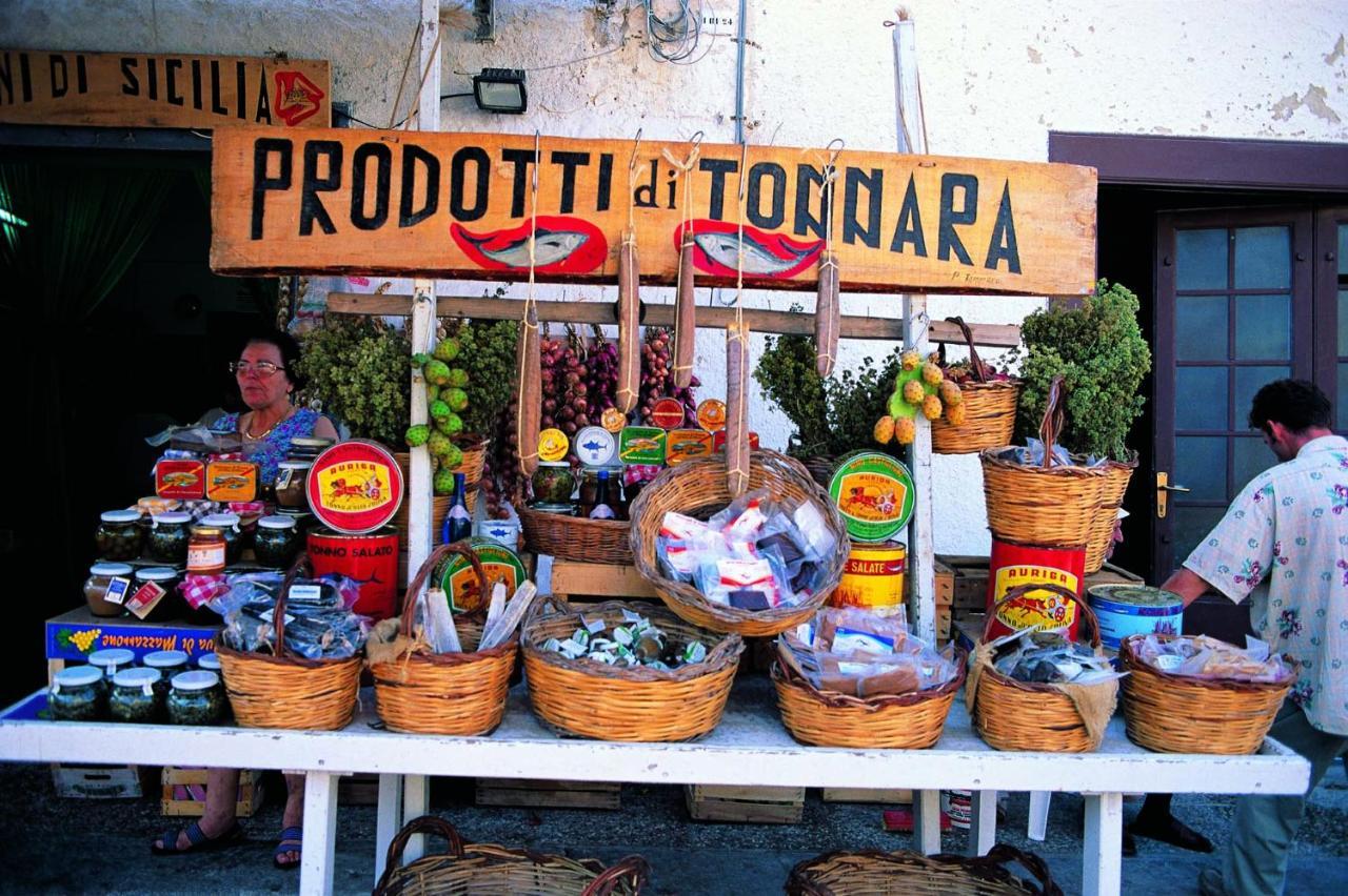 B&B Barone Sieri Pepoli Trapani Bagian luar foto